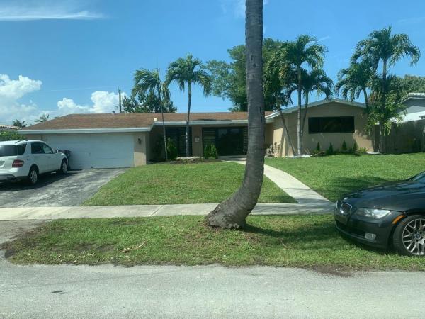 Sky Lake, 1951 NE 187th Dr, North Miami Beach, Florida 33179, image 1