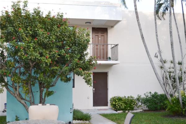 Town & Country Estates, 2395 Jaeger Dr #4C, Delray Beach, Florida 33444, image 1