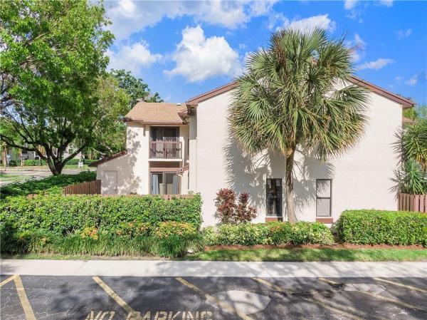 Golden Raintree 5, 4301 Carambola Cir N, Coconut Creek, Florida 33066, image 3