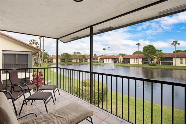 Palm Chase Lakes, 10295 N Circle Lake Dr #201, Boynton Beach, Florida 33437, image 1