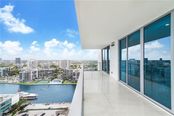 Ocean Palms, 3101 S Ocean Dr #2402, Hollywood, Florida 33019, image 2