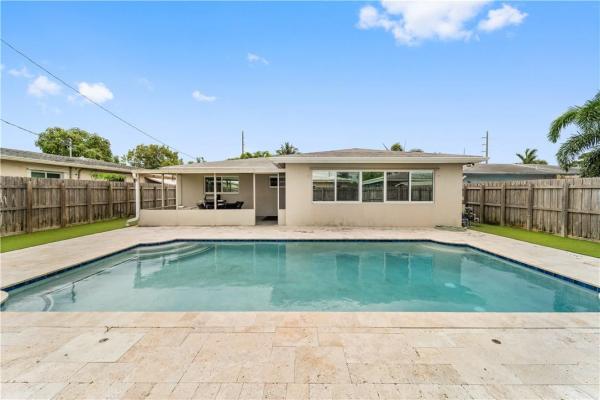 North Andrews Gardens, 341 NE 45th St, Oakland Park, Florida 33334, image 1