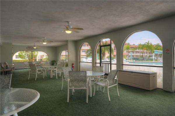 Boca Verde East, 400 NE 20th St #A208, Boca Raton, Florida 33431, image 2