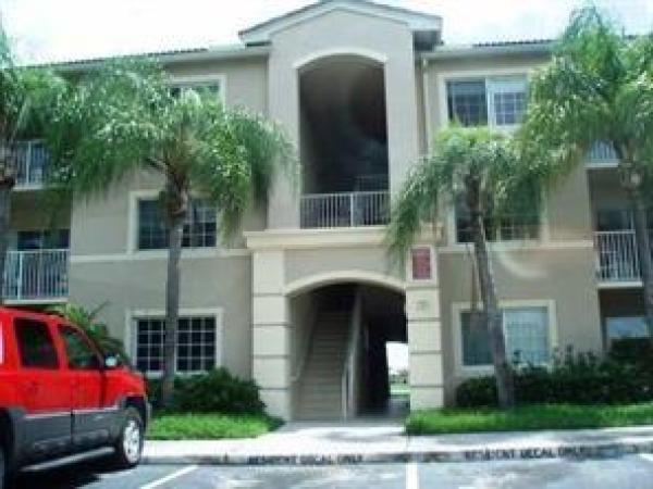 Evergreen Lakes, 5005 Wiles Rd #208, Coconut Creek, Florida 33073, image 1