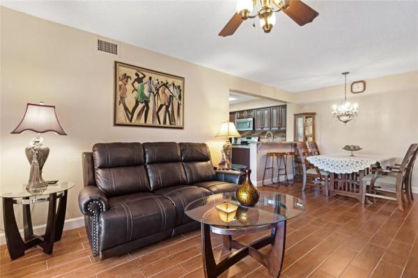 Grand Marquis, 10101 W Sunrise Blvd #202, Plantation, Florida 33322, image 2