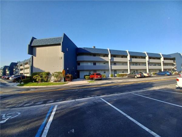 Oriole Golf & Tennis Club 1, 7787 Golf Circle Dr #111, Margate, Florida 33063, image 1