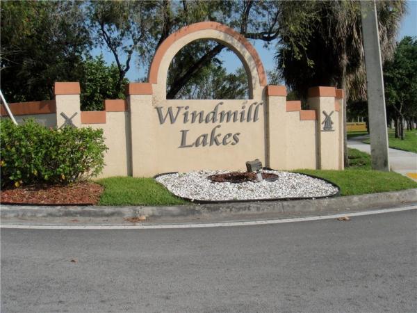 Windmill Lakes, 8842 SW 3rd St #102, Pembroke Pines, Florida 33025, image 1
