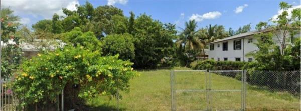 Miller Lawn, 1903 NW 20th Ave, Miami, Florida 33125, image 1