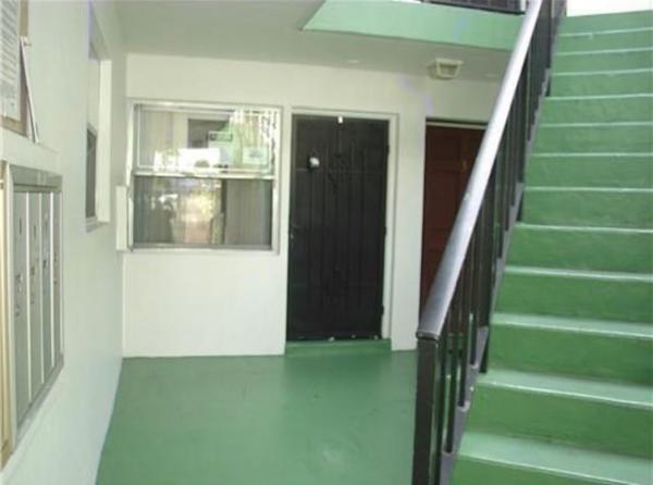Parkway Gardens, 320 SW 1st St #D-4, Pompano Beach, Florida 33060, image 1