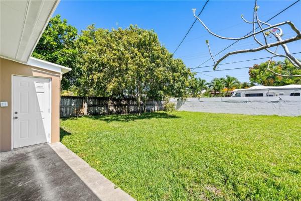 Boulevard Estates , 501 NW 30th Ct, Wilton Manors, Florida 33311, image 2