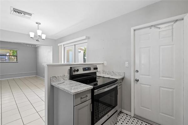 Boulevard Estates , 501 NW 30th Ct, Wilton Manors, Florida 33311, image 1