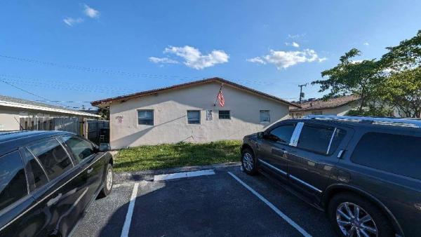 Old Dixie Manor, 730 NE 46th Ct, Oakland Park, Florida 33334, image 1
