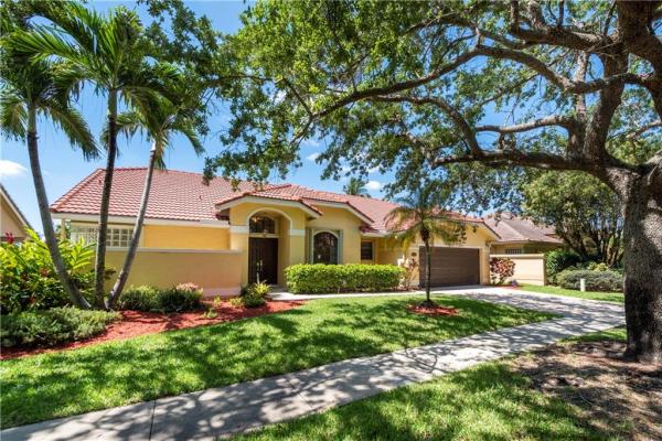 Fox Run At Jacaranda, 10970 NW 18th Dr, Plantation, Florida 33322, image 1
