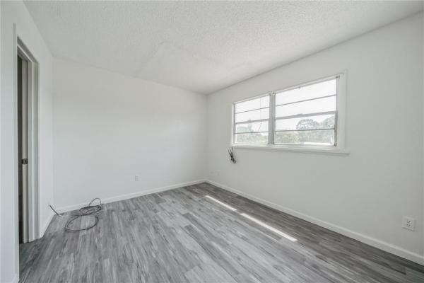 The Pines At Lawnwood, 1902 Havana Ave #4, Fort Pierce, Florida 34950, image 3