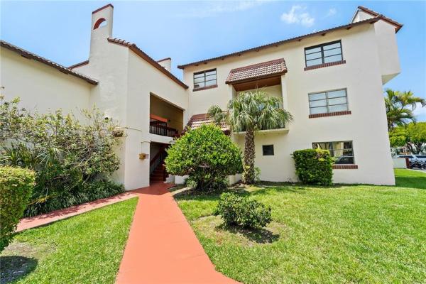 Lago Del Rey, 8660 SW 149th Ave #211, Kendall West, Florida 33193, image 1