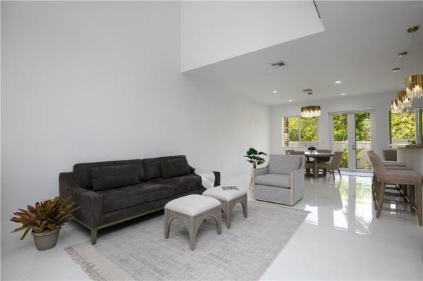 Atlantic East Townhomes, 121 SE 7th Ave, Pompano Beach, Florida 33060, image 1