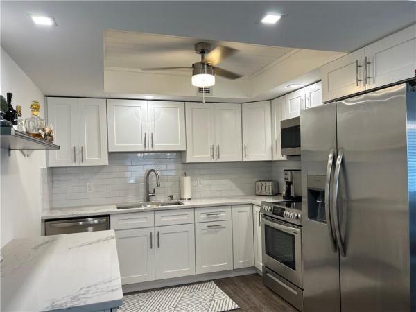 Oakridge, 3061 Oakridge F, Deerfield Beach, Florida 33442, image 1