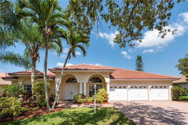 Estates Of Stirling Lake, 6403 Champlain Ter, Davie, Florida 33331, image 1