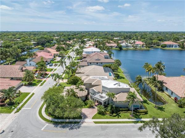 Plantation Palms At Jacaranda, 757 NW 100th Ter, Plantation, Florida 33324, image 1