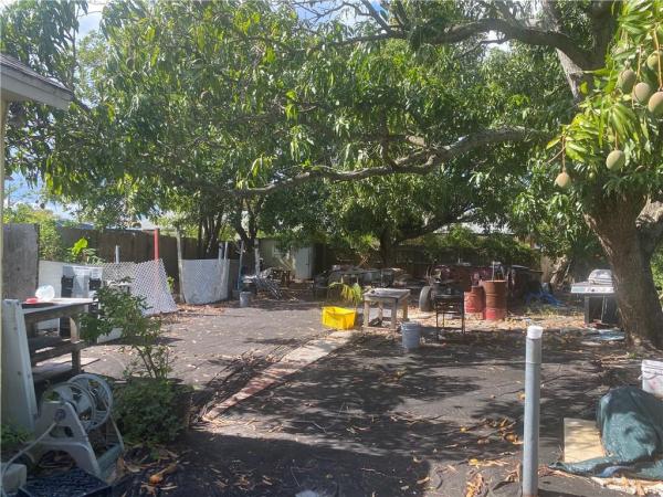 Inlet Grove, 124 W 16th St, Riviera Beach, Florida 33404, image 1