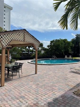 Manor Grove Village, 9 NE 19th Ct #112C, Wilton Manors, Florida 33305, image 2