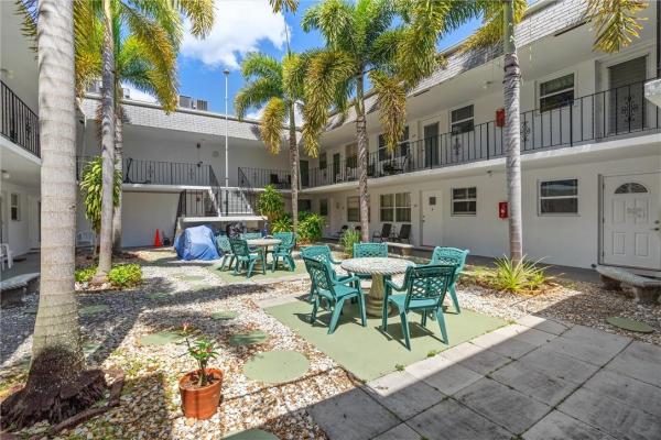 Lee, 1300 N 17th Ave #206, Hollywood, Florida 33020, image 1