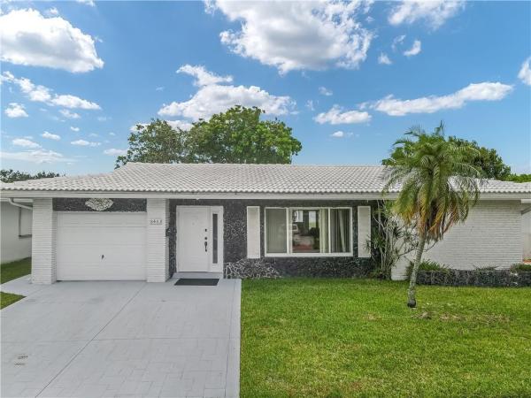Sunset Isle 13, 8403 NW 59th Pl, Tamarac, Florida 33321, image 1