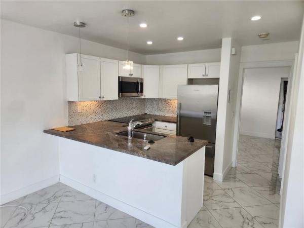 Durham, 2841 NE 32nd St #16, Fort Lauderdale, Florida 33306, image 1