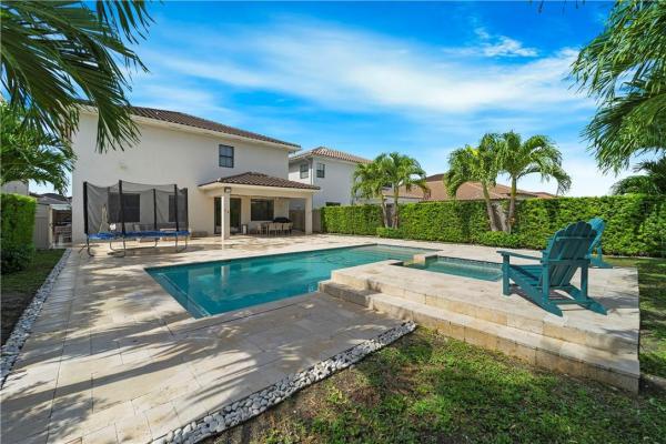 14413 SW 20th St, Unincorporated Dade County, Florida 33175, image 2
