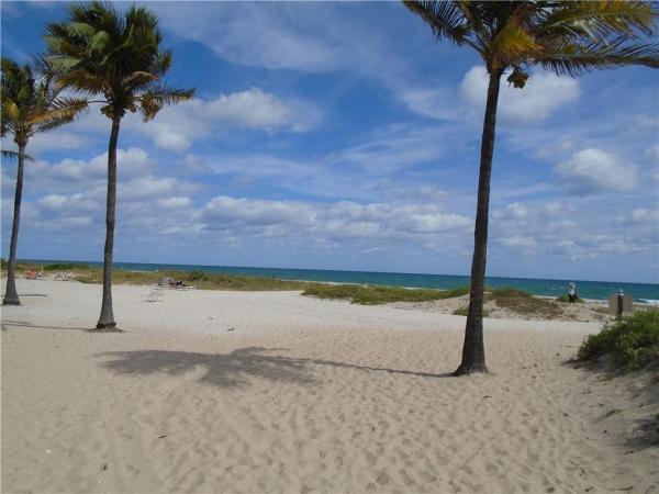 Village By The Sea, 1967 S Ocean Blvd #203, Lauderdale By The Sea, Florida 33062, image 2