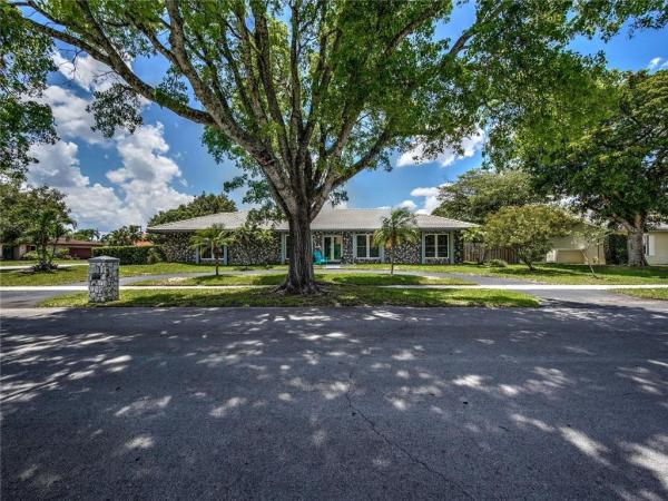 New Orleans Villas, 1941 SW 74th Ave, Plantation, Florida 33317, image 1