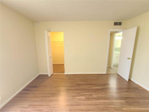 Cross Creek, 1500 N Congress Ave #C1, West Palm Beach, Florida 33401, image 2