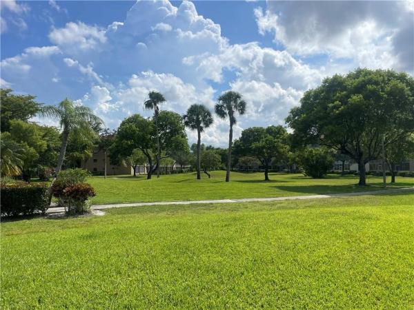 Kingsley At Century Village, 13250 SW 7th Ct #404L, Pembroke Pines, Florida 33027, image 1