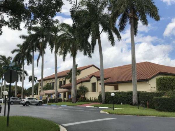 Palm Chase Lakes, 5904 S End Lake Dr #202, Boynton Beach, Florida 33437, image 1