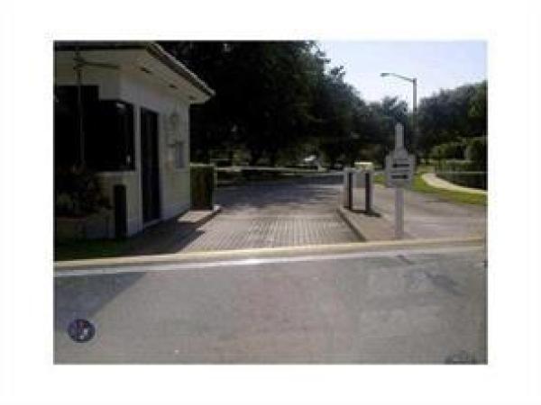 Whitehall, 3650 Whitehall Dr #101, West Palm Beach, Florida 33401, image 1