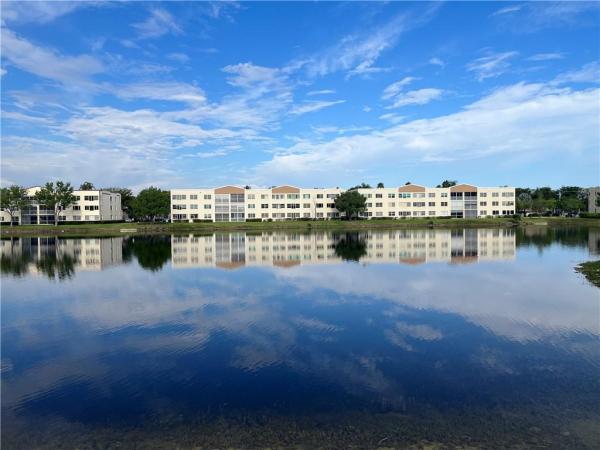 Fairfax, 7419 Fairfax Dr #110, Tamarac, Florida 33321, image 1