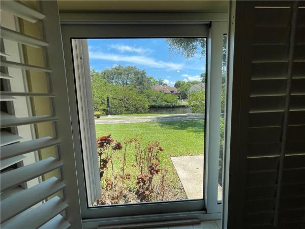 Manor Grove Village, 140 NE 19th Ct #112E, Wilton Manors, Florida 33305, image 3