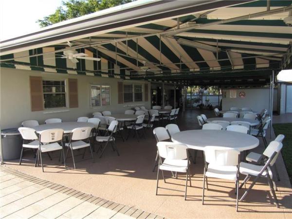 Martinique Village, 4701 Martinique Dr #E3, Coconut Creek, Florida 33066, image 1