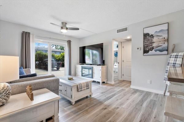 Embarcadero, 5258 NE 6th Ave #E17, Oakland Park, Florida 33334, image 1