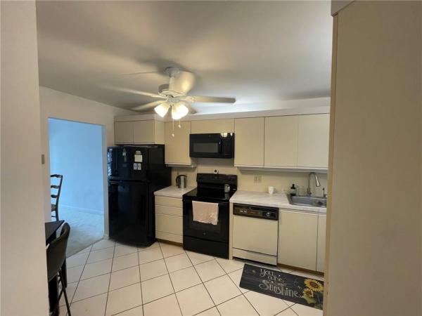 Camino Real Village, 5851 Camino Del Sol #304, Boca Raton, Florida 33433, image 1
