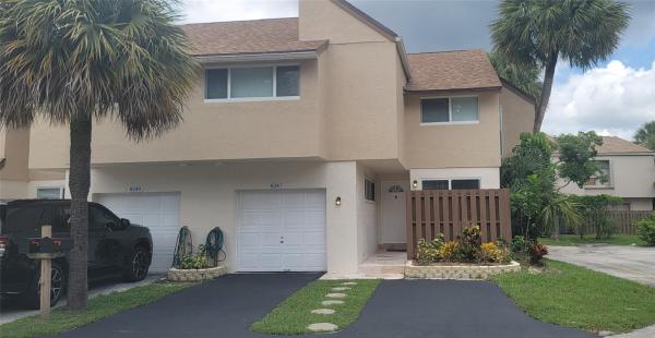 Townhouses At Jacaranda, 8247 NW 9th St #6, Plantation, Florida 33324, image 1