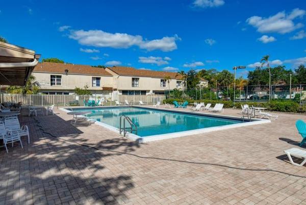 Townhouses At Jacaranda, 8247 NW 9th St #6, Plantation, Florida 33324, image 2