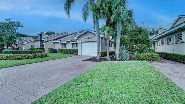 Marseilles Court At The Fountains Of Palm Beach, 6959 Fountains Cir, Lake Worth Beach, Florida 33467, image 1