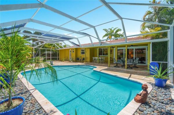 Middle River Estates, 1517 NE 27th St, Wilton Manors, Florida 33334, image 1