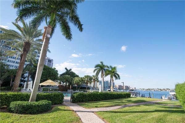 Lake House South, 875 E Camino Real, Boca Raton, Florida 33432, image 3