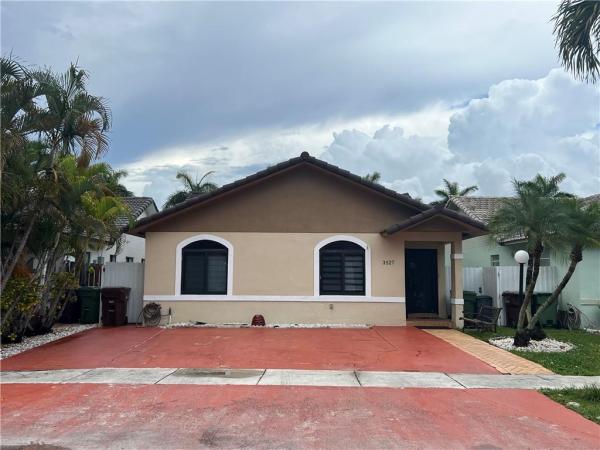 Hialeah No HOA, 3527 W 74th Pl, Hialeah, Florida 33018, image 1