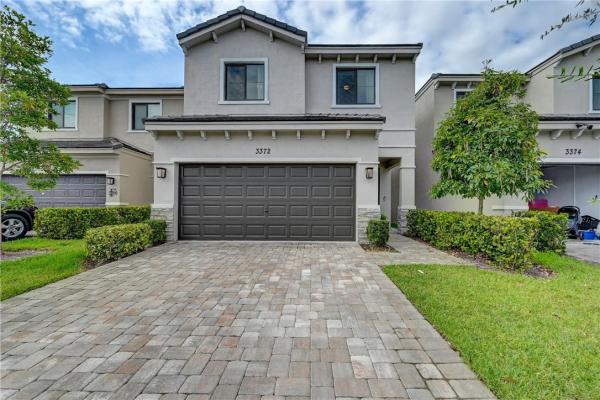 Vantage At Palm-Aire, 3372 NW 5th St, Pompano Beach, Florida 33069, image 1