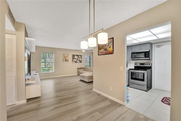 Arrowhead, 2441 SW 82nd Ave, Davie, Florida 33324, image 2