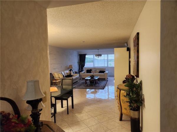 Sunrise Lakes 4, 2602 NW 103rd Ave #408, Sunrise, Florida 33322, image 1