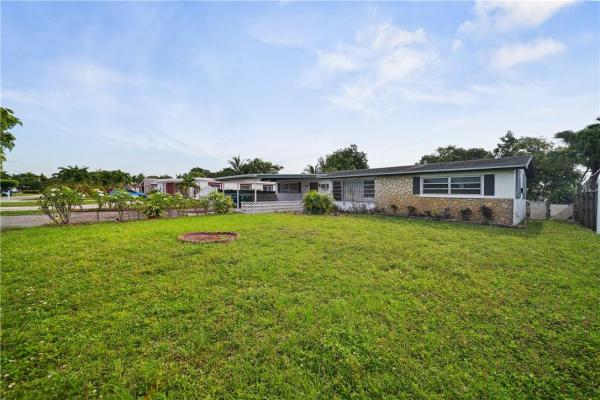 Golf Park, 10725 NW 23rd Ave, Westview, Florida 33167, image 1